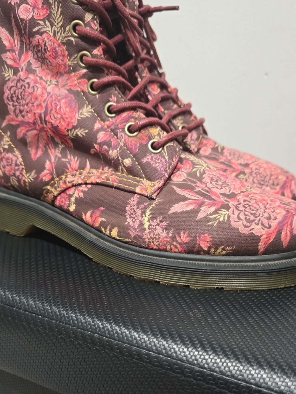 Dr. Martens 1460 Beckett Cherry Red Jouy Floral Canvas Boot, 8, Like New - Picture 11 of 16